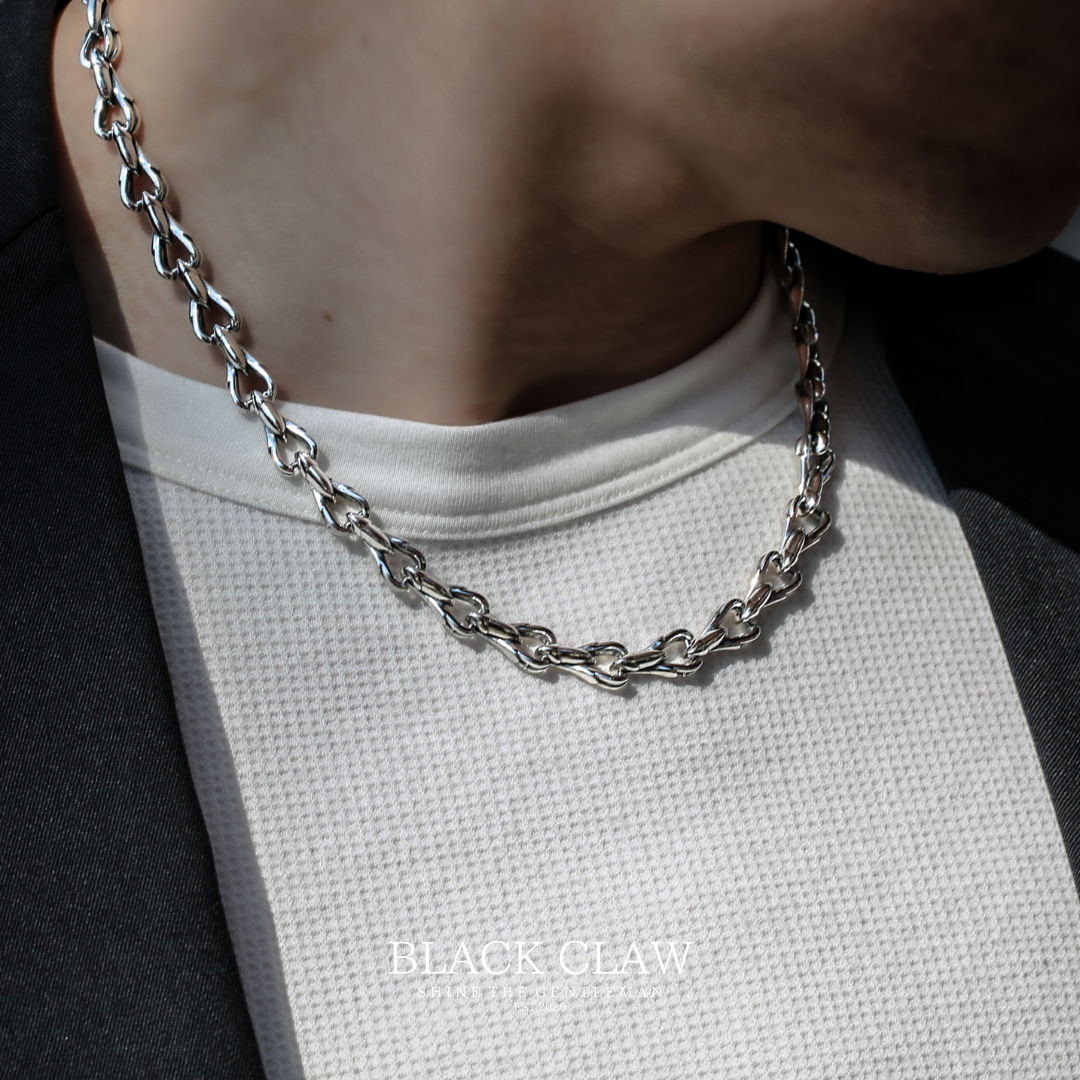 s925 BLACK CLAW Necklace