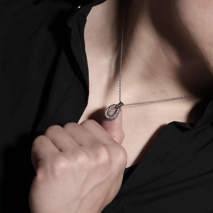 Horseshoe Reversible Necklace Silver