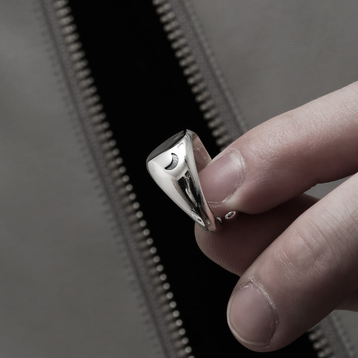 S925 Sun and Moon Signet Ring / B&C
