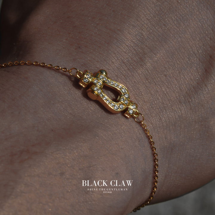 Zirconia Horseshoe Bracelet 【B&C】
