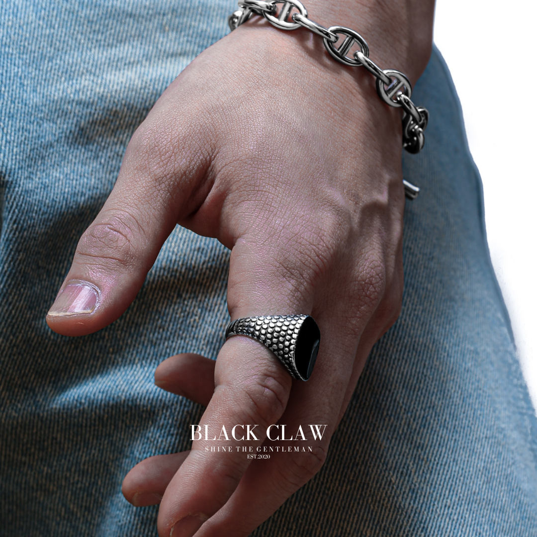 Classic Onyx Ring【B&C】