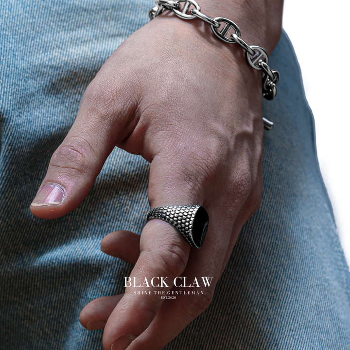 Classic Onyx Ring【B&C】