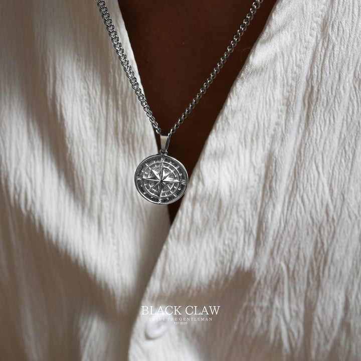 Compass Pendant Necklace 【Silver】