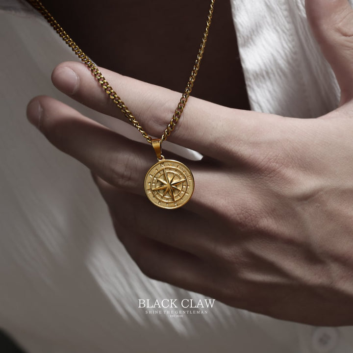 Compass Pendant Necklace 【GOLD】