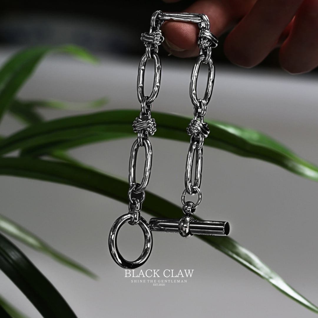 Tie a relationship Bracelet