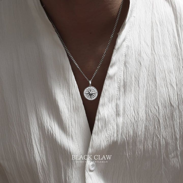 Compass Pendant Necklace 【Silver】