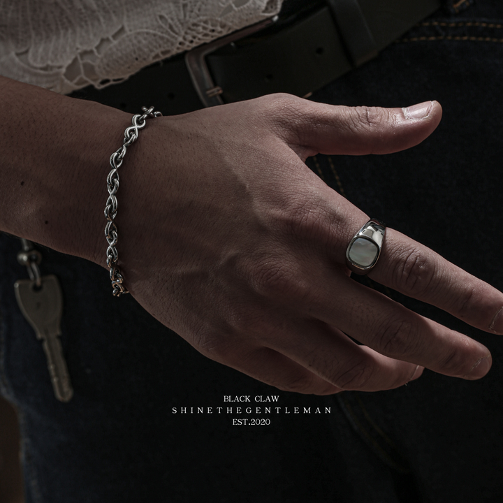 INFINITY LINK BRACELET
