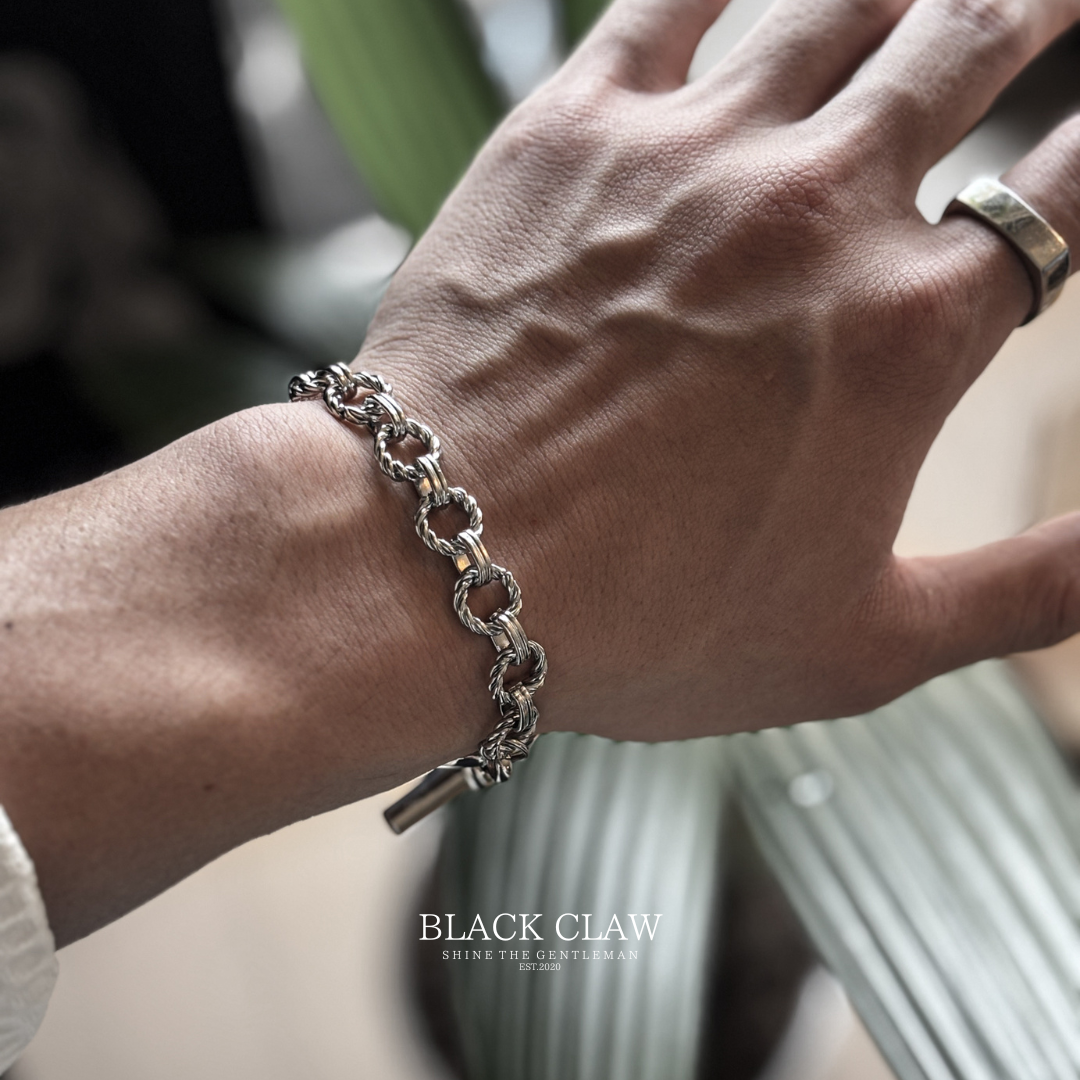 【B&C】Twist of Fate Bracelet