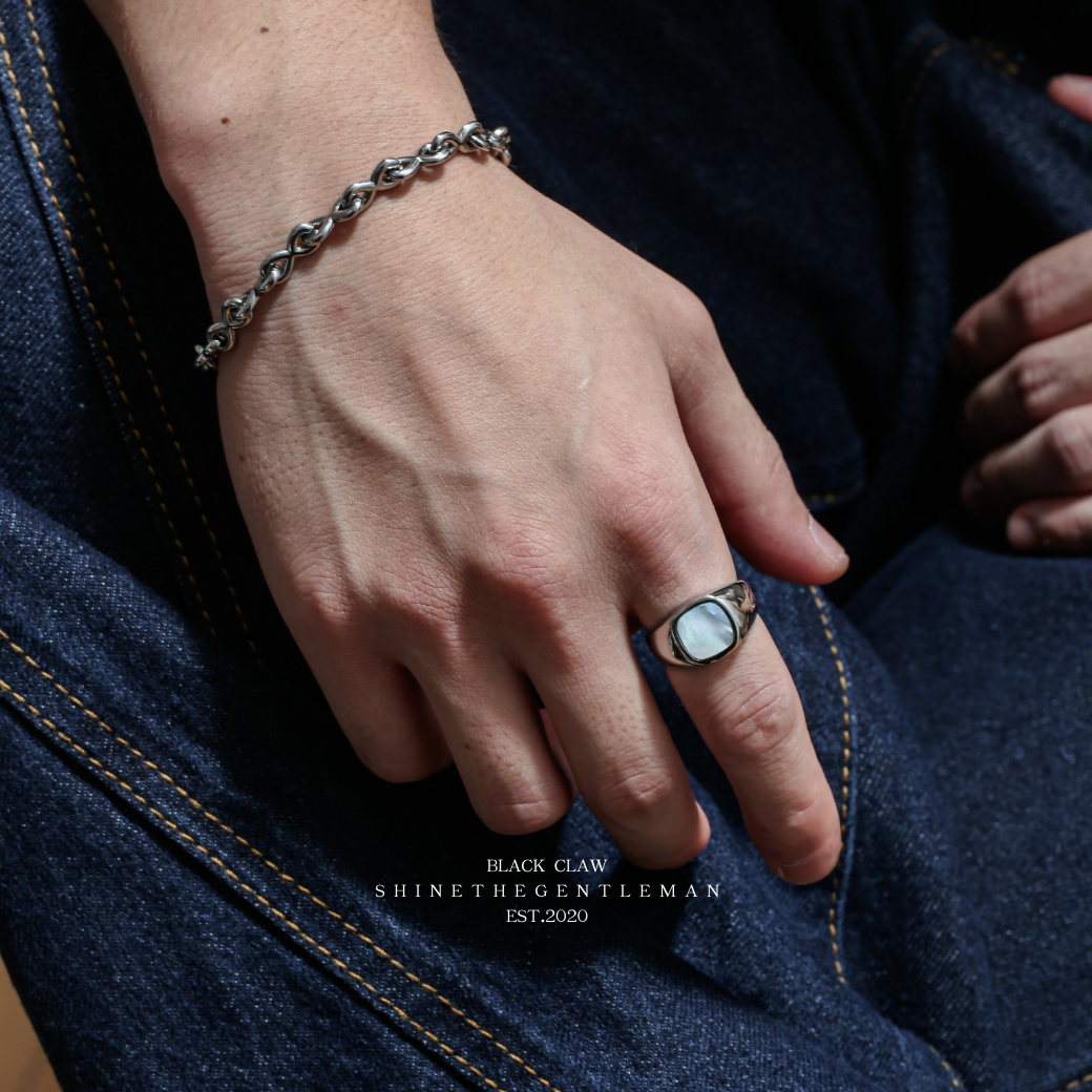 INFINITY LINK BRACELET