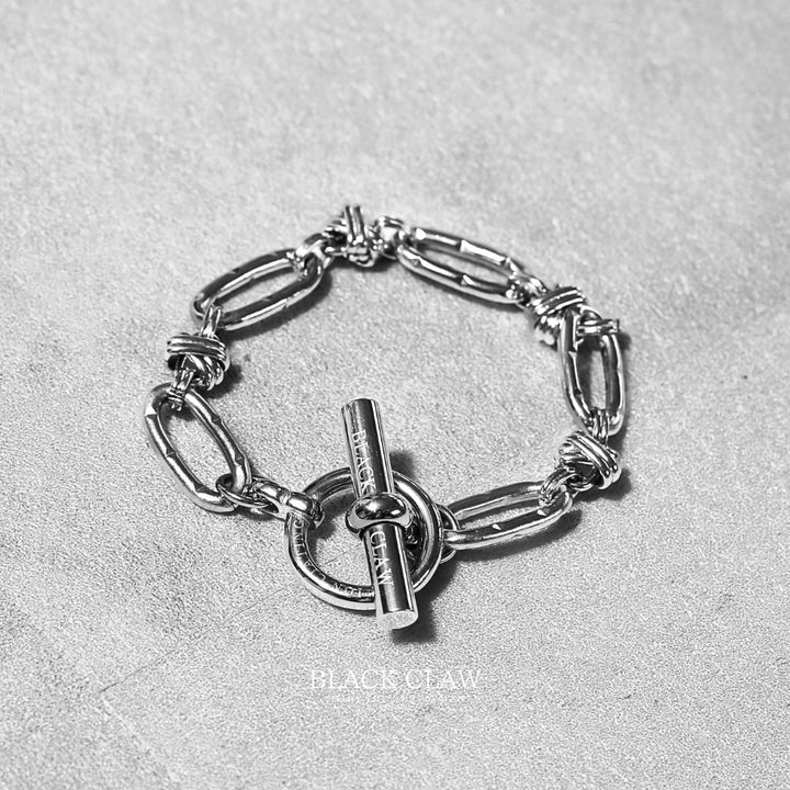 Tie a relationship Bracelet