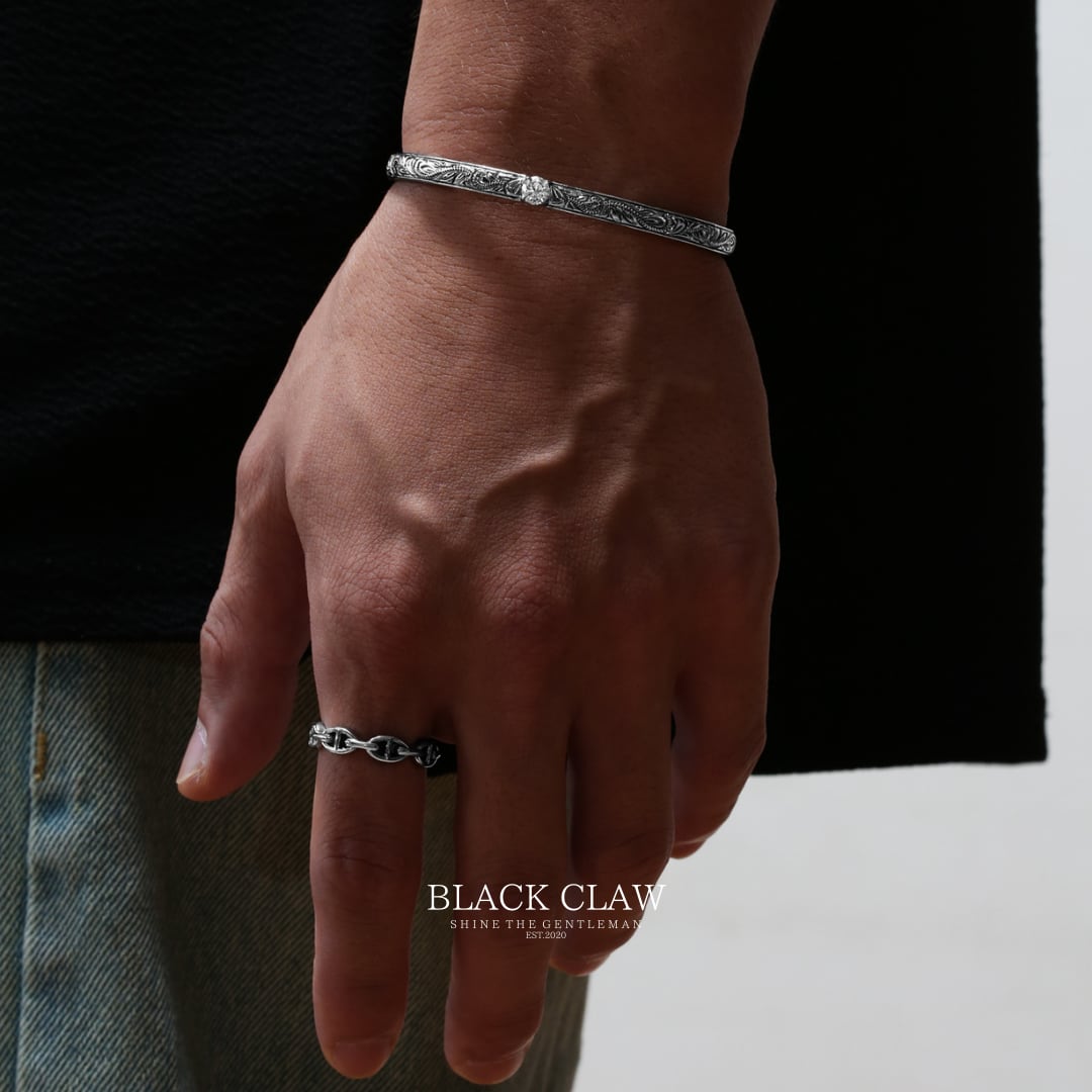【Plumeria Engraved Zirconia Bangle】silver