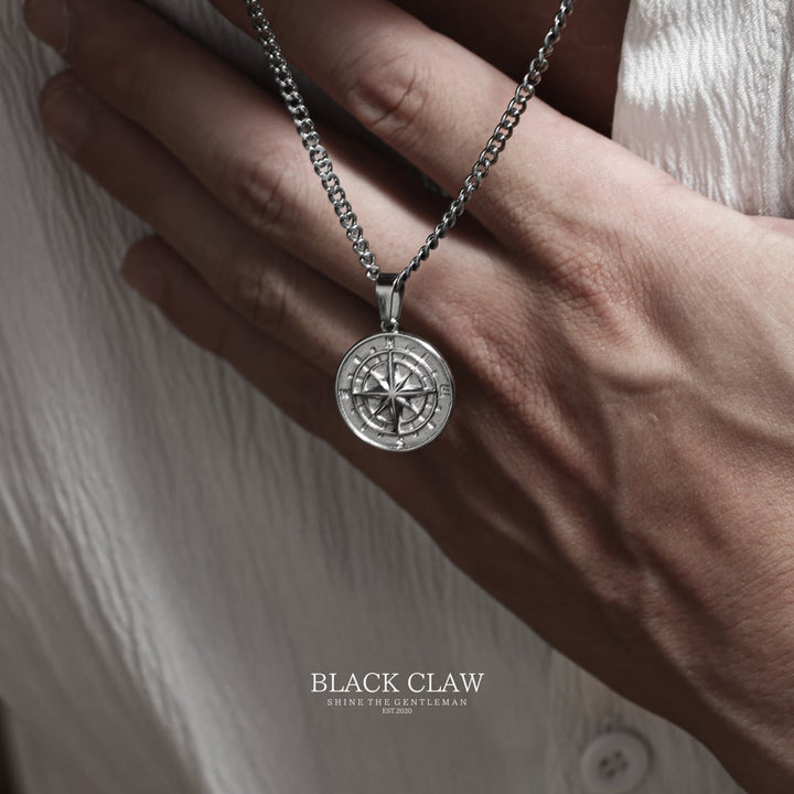 Compass Pendant Necklace 【Silver】