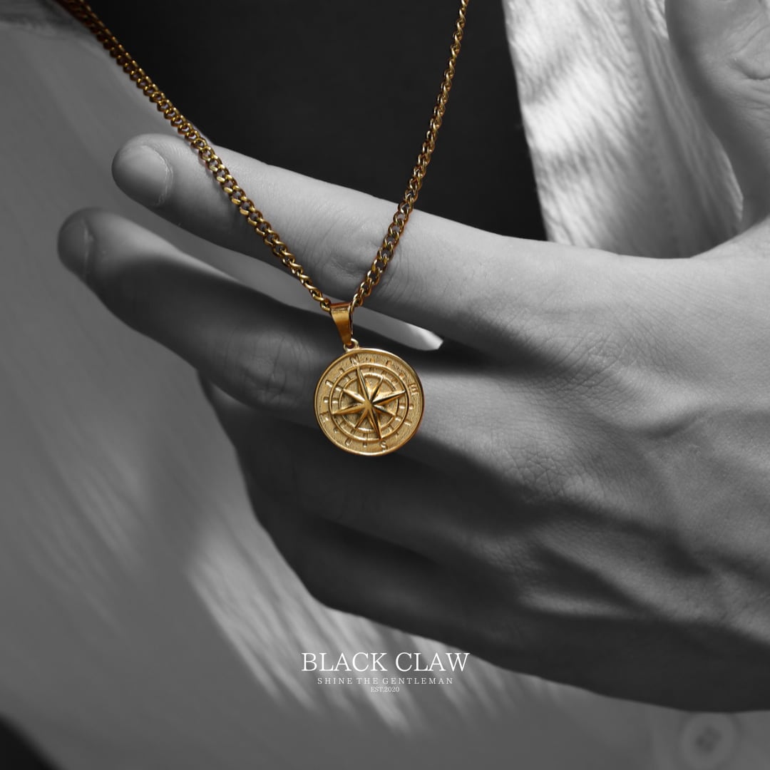 Compass Pendant Necklace 【GOLD】