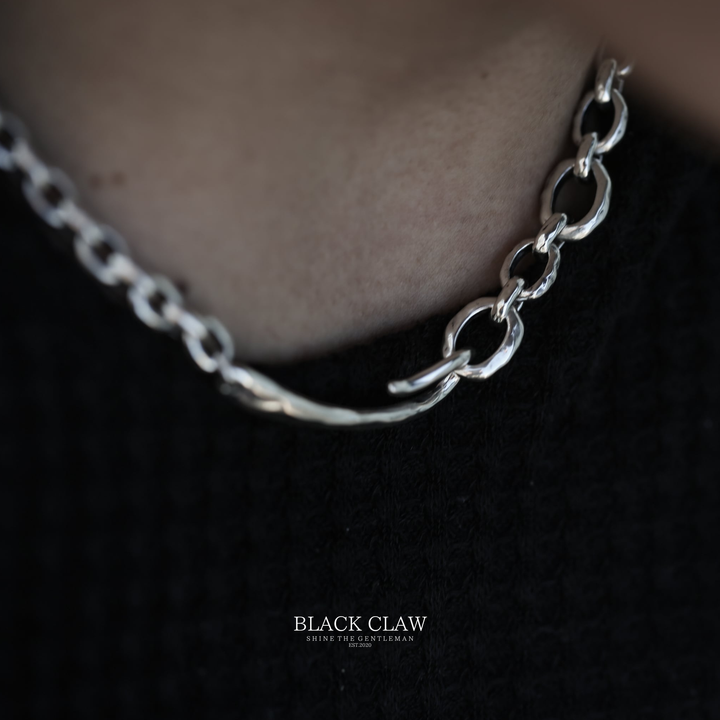 S925 Klaue Necklace
