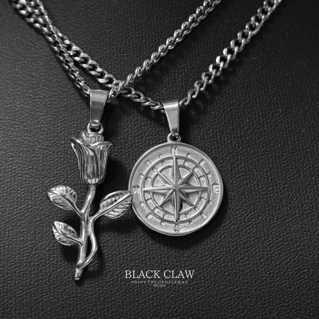 Compass Pendant Necklace 【Silver】