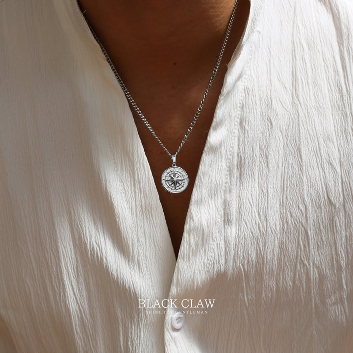 Compass Pendant Necklace 【Silver】