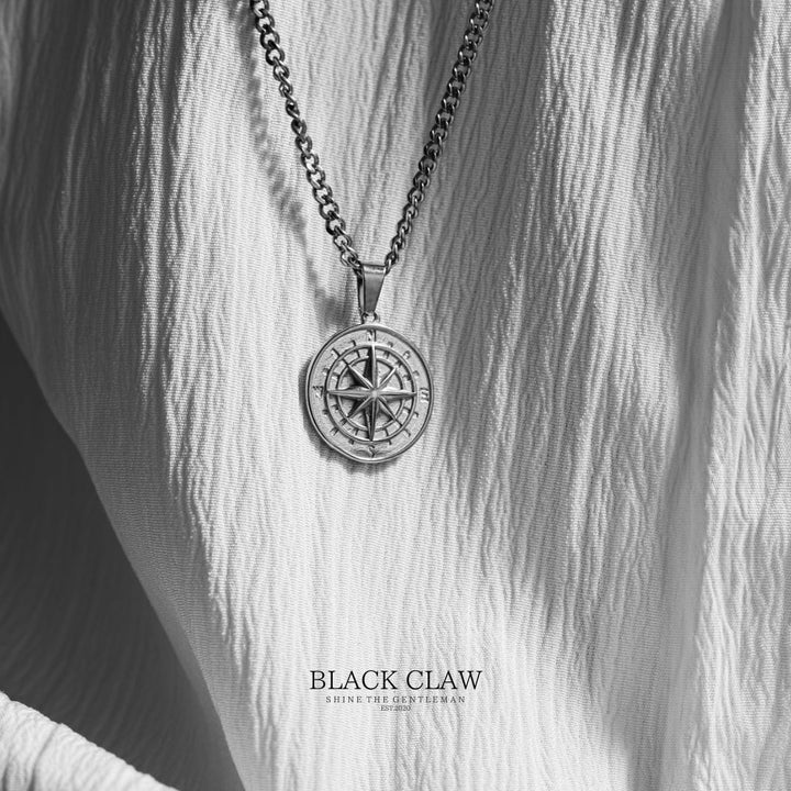 Compass Pendant Necklace 【Silver】