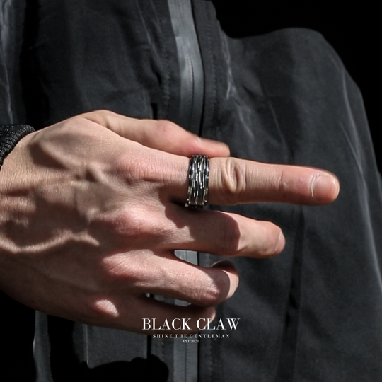 Lily Flower Ring　(ハンドスピナー機能）