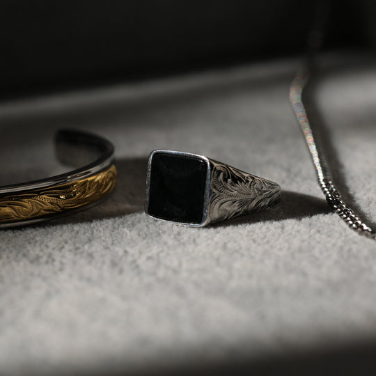 316L Hawaiian Signet Ring Silver
