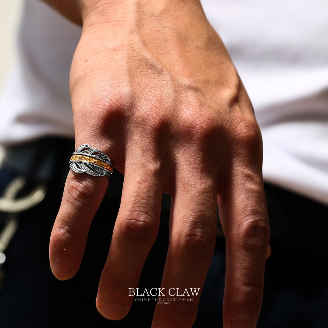 TRINITY FEATHER RING｜揺るがぬ心を重ねる、三層の羽リング