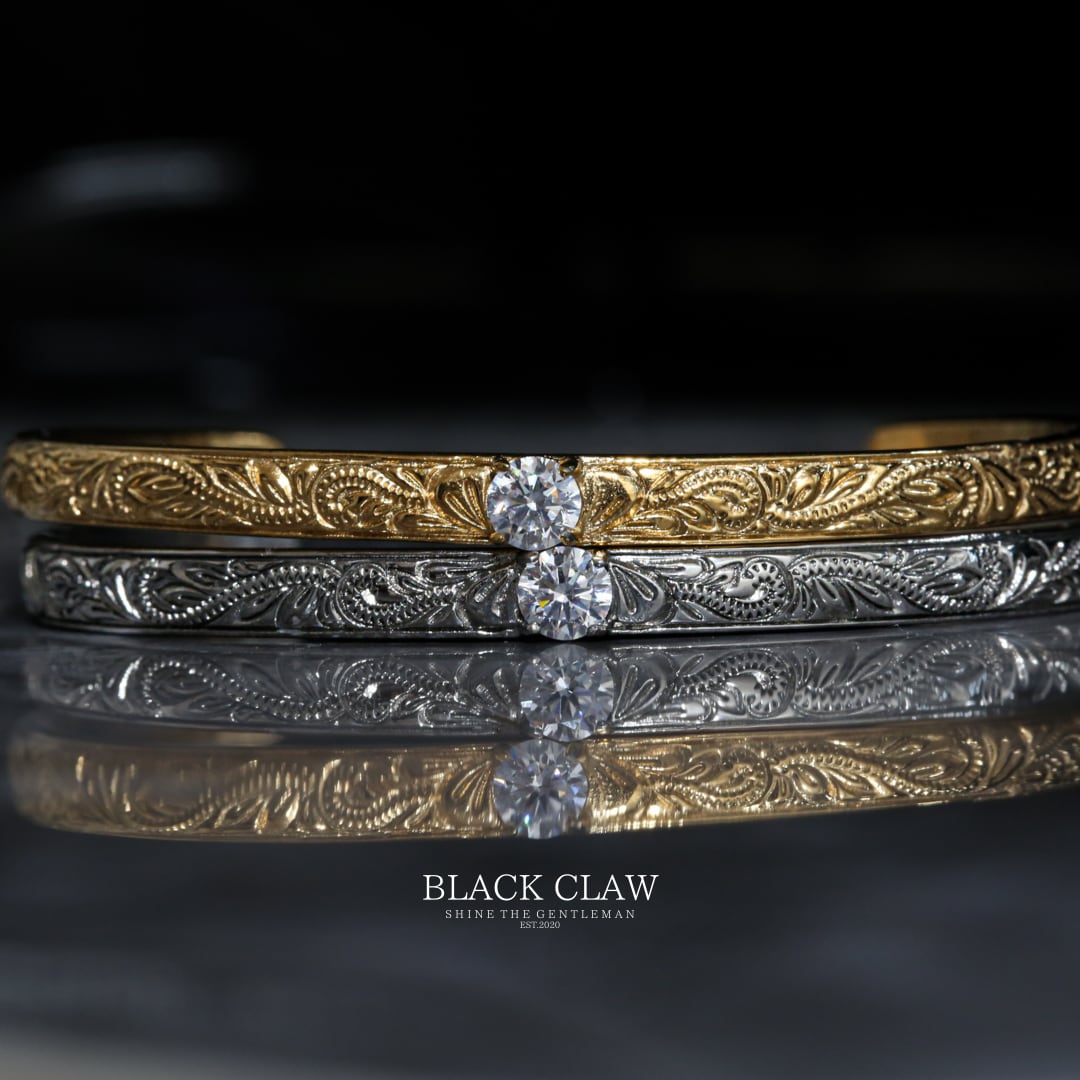 【Plumeria Engraved Zirconia Bangle】silver