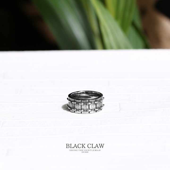 Antique Punk Ring【B&C】