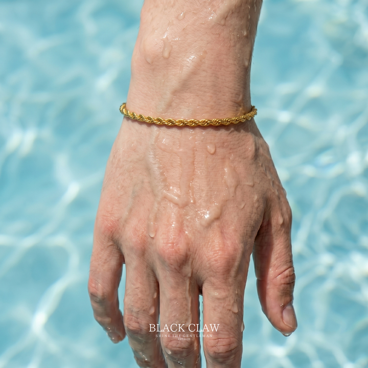 Twist Rope Bracelet 3mm Gold - 水中での輝き
