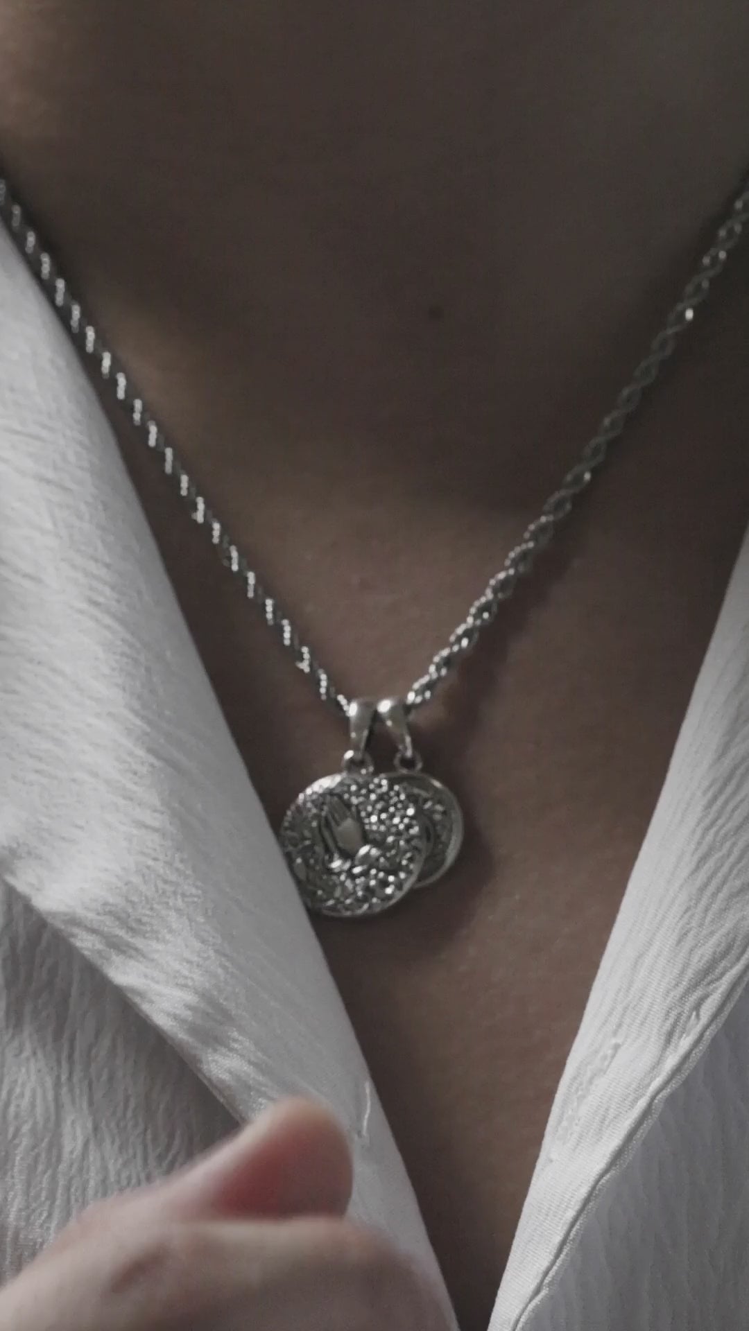 BLACK CLAW Prayer Coin Pendant｜S925シルバーメッキ×316Lロープチェーン